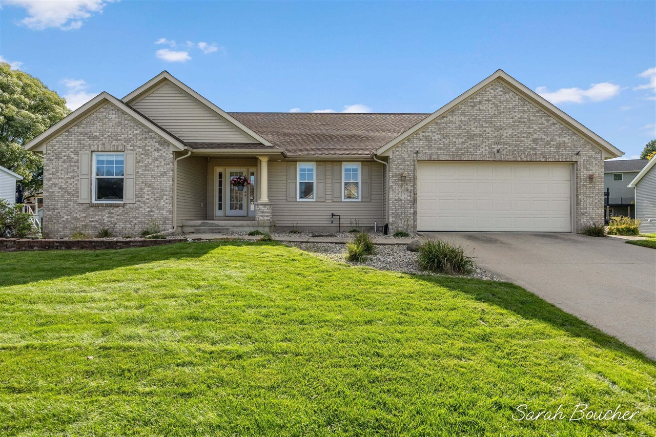2482 Willow View Drive — photo