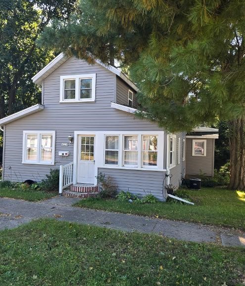 629 W Maple Street — photo