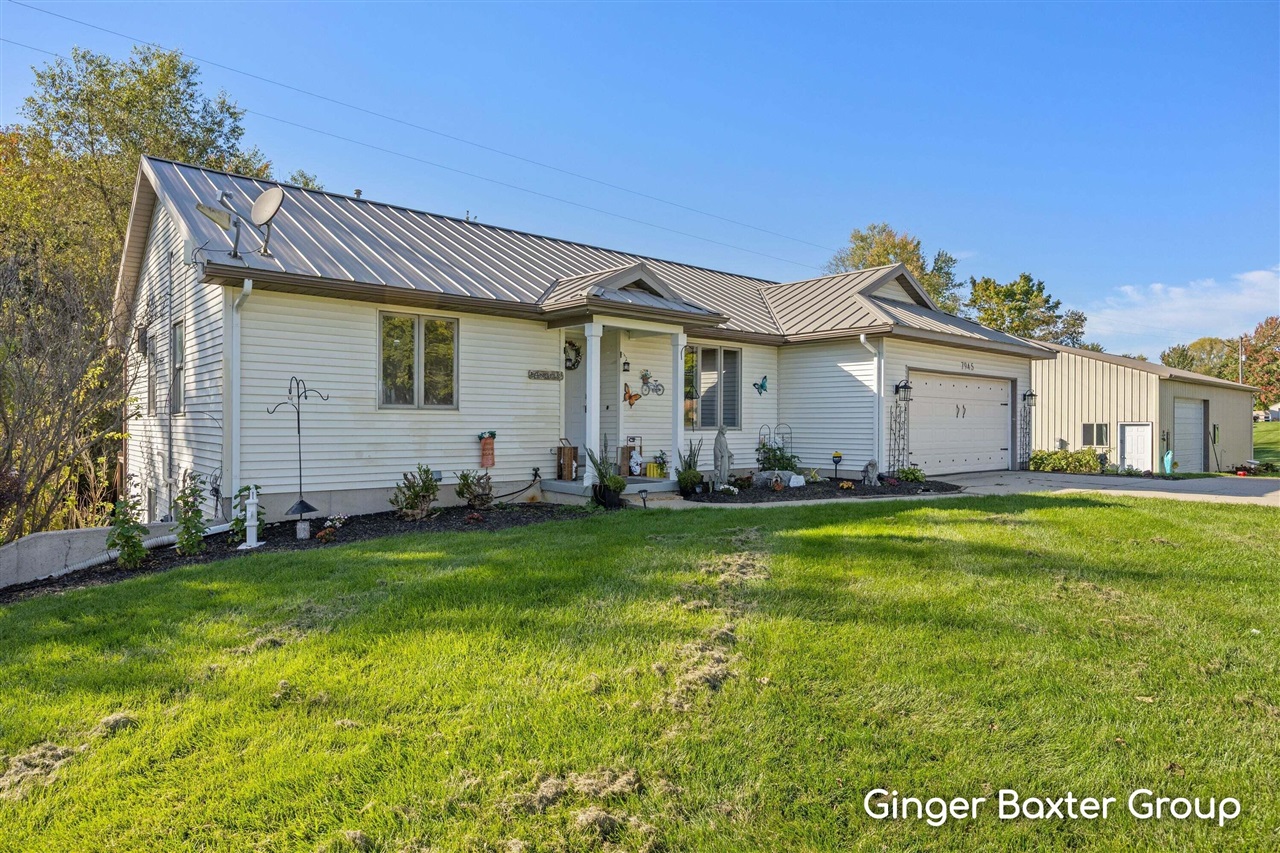 7945 Morse Lake Avenue — photo