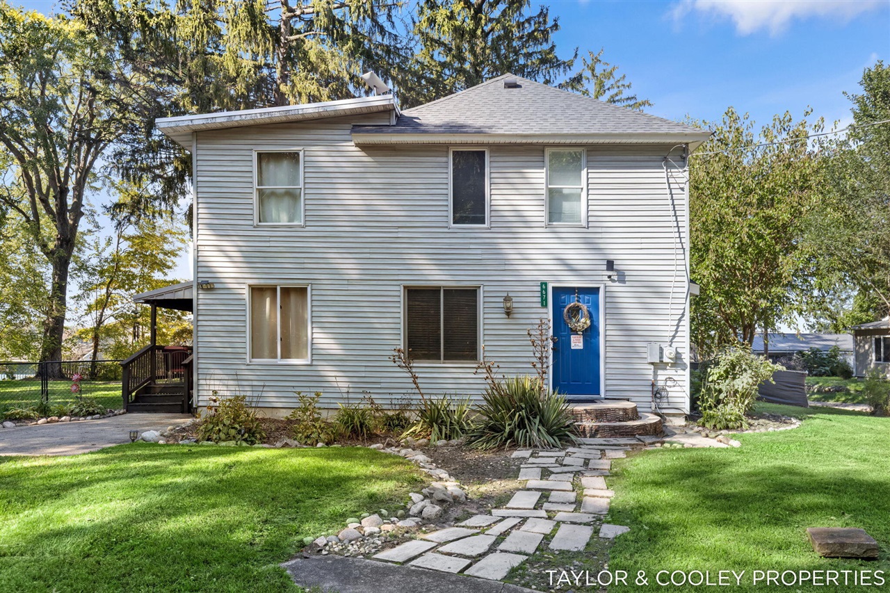 6671 Elizabeth Street — photo