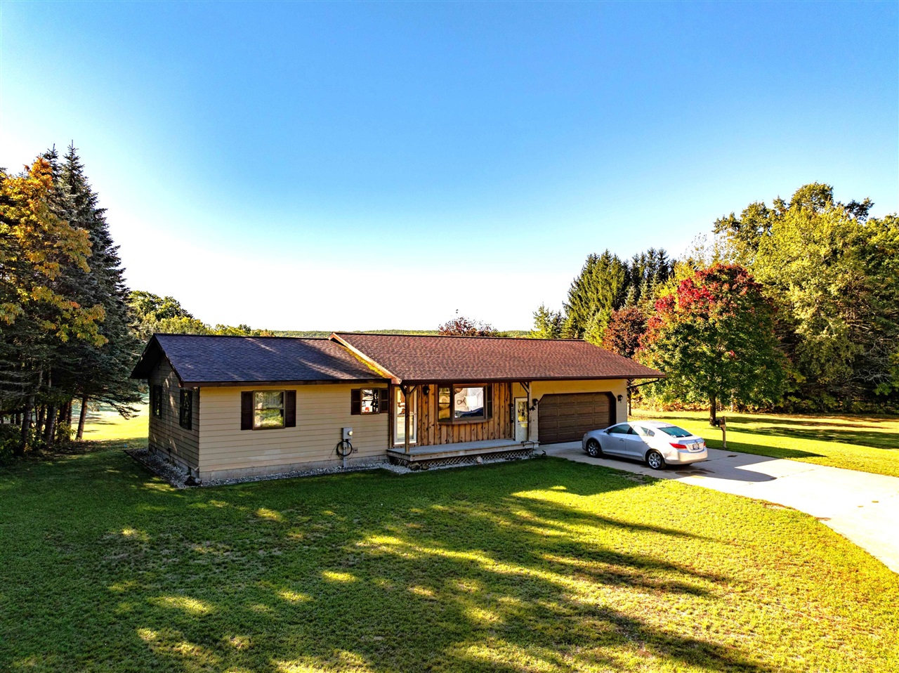 10917 Caberfae Highway — photo