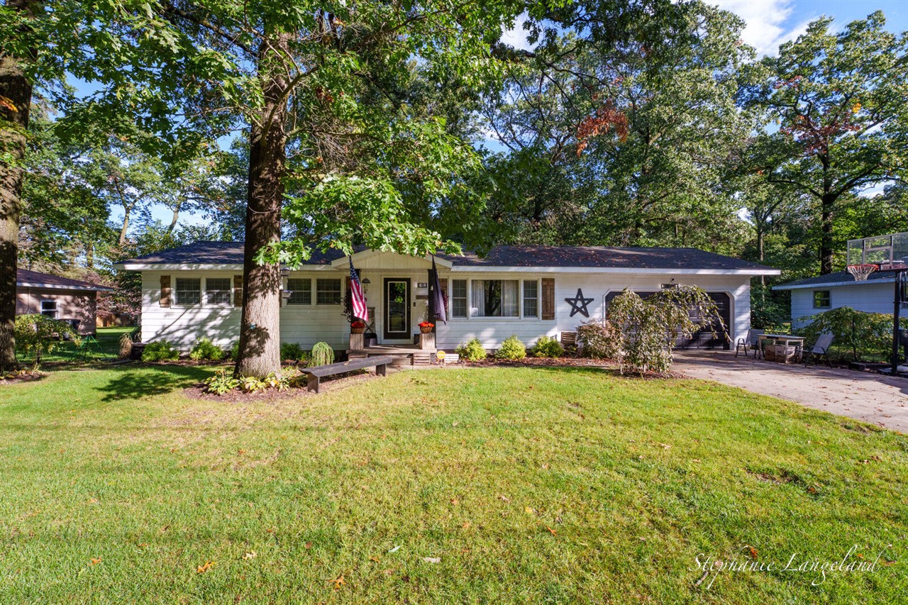 1880 Ora Street — photo