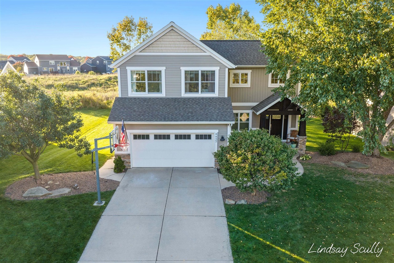 4437 Equestrian Drive — photo