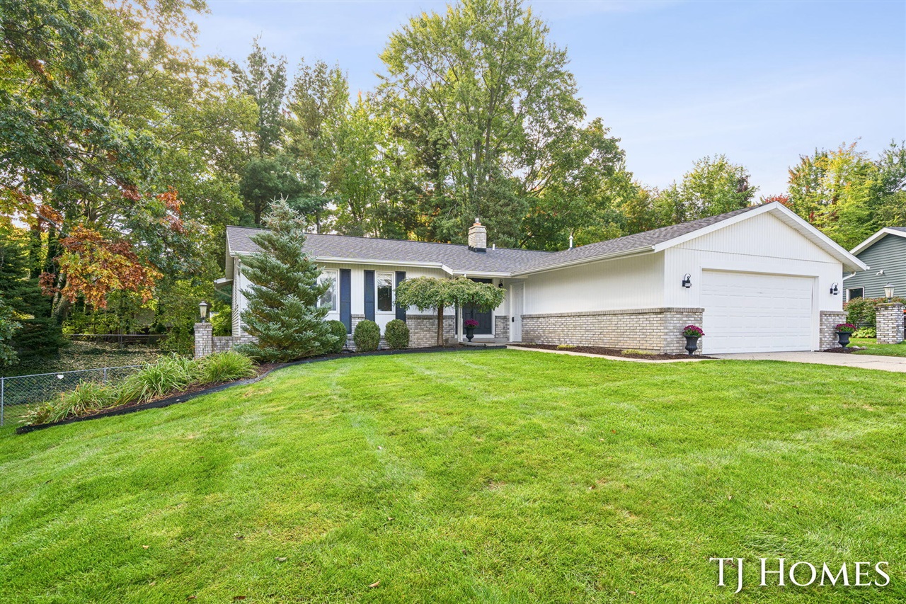 2472 Appleton Drive — photo
