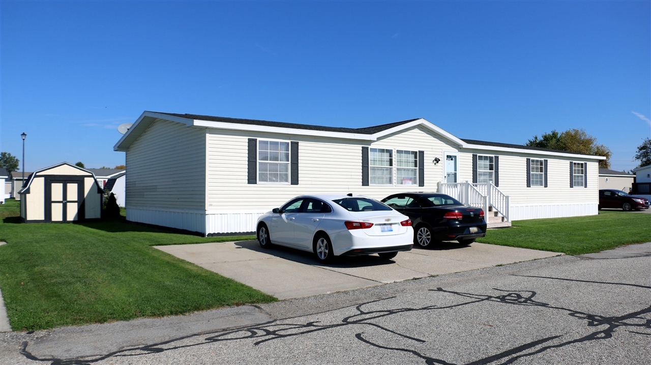 8525 Sparrow Street — photo