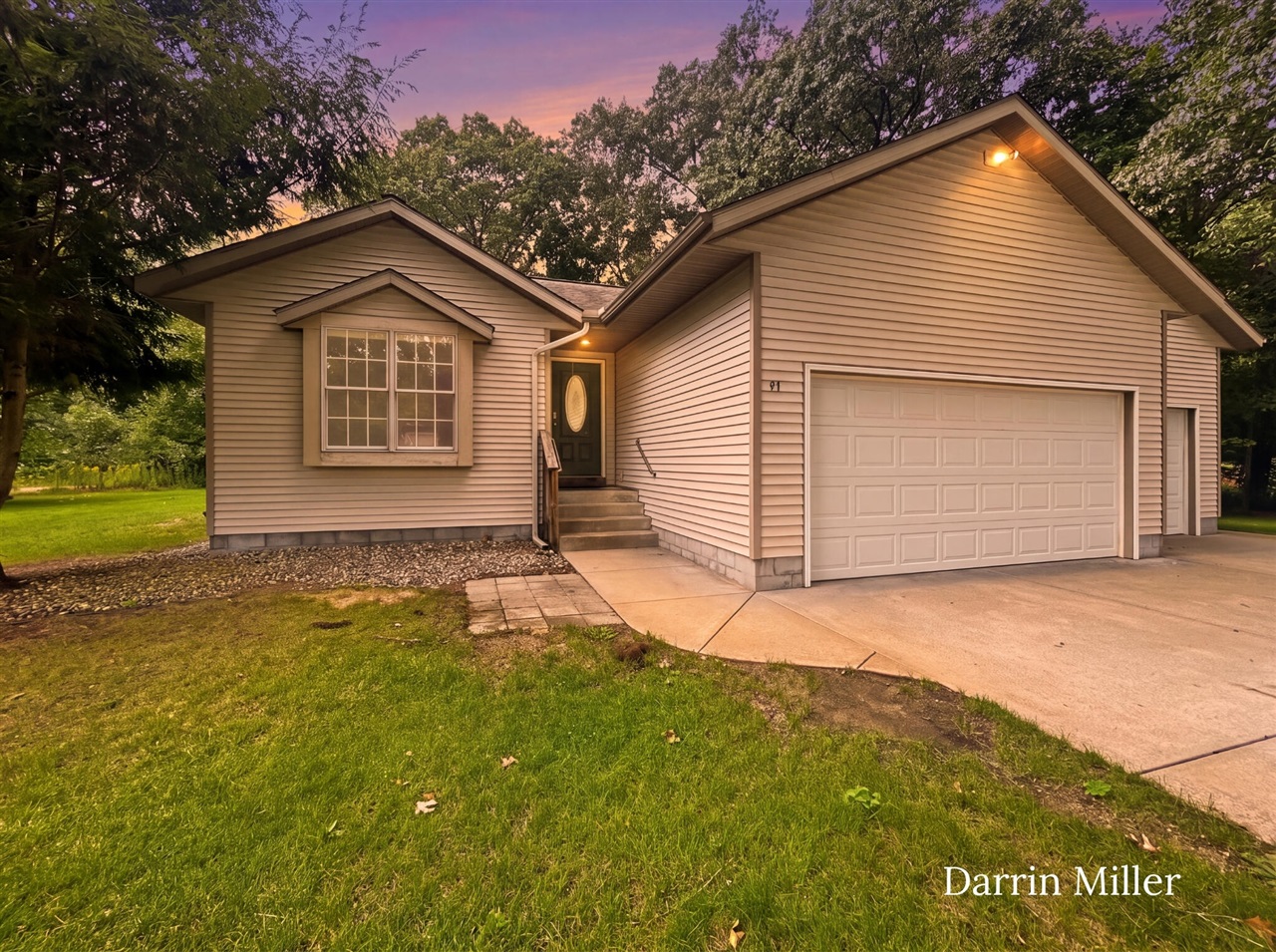 47 Serra Court — photo