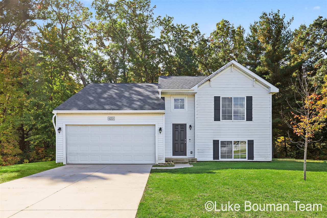 6253 Summer Ridge Court — photo