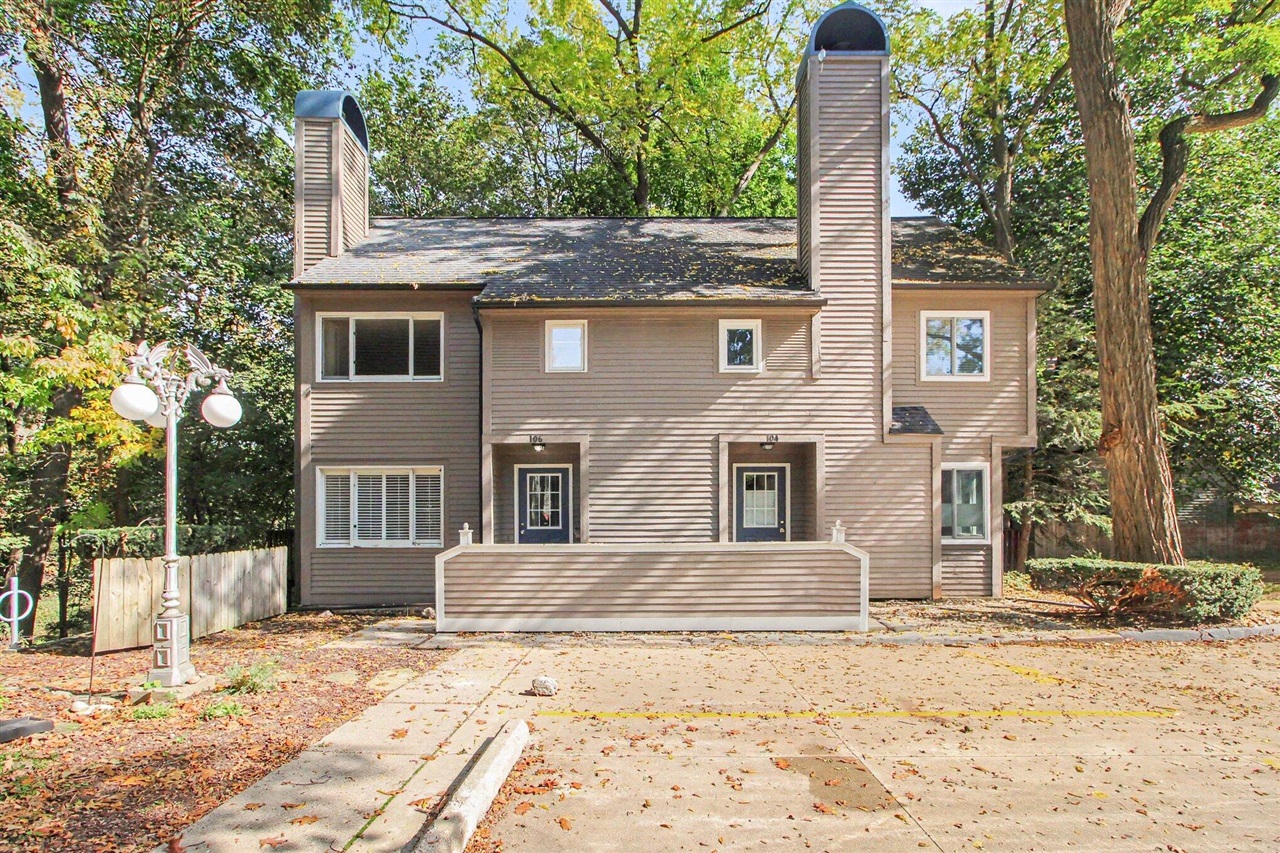 106 Tulip Tree Court — photo