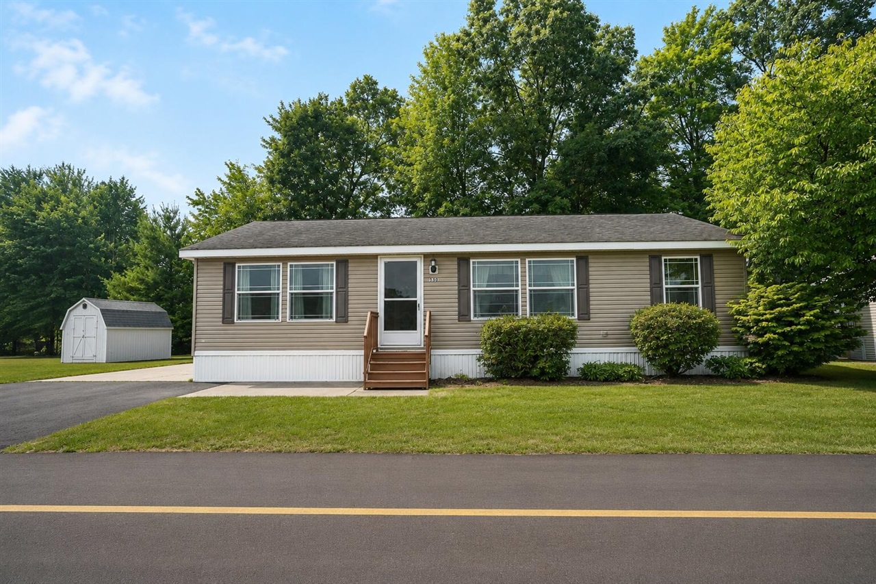 530 E Rainbow Road — photo