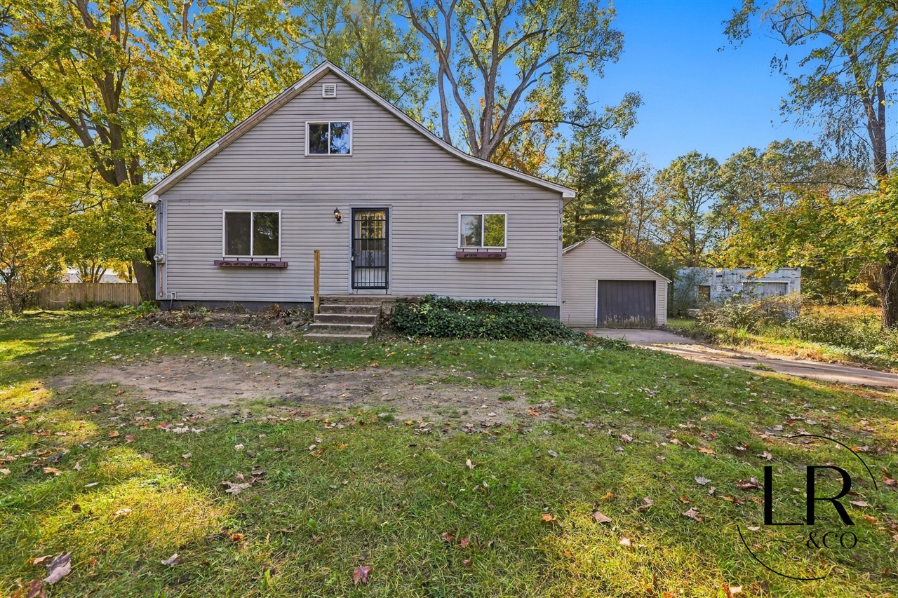 6144 West River Drive — photo