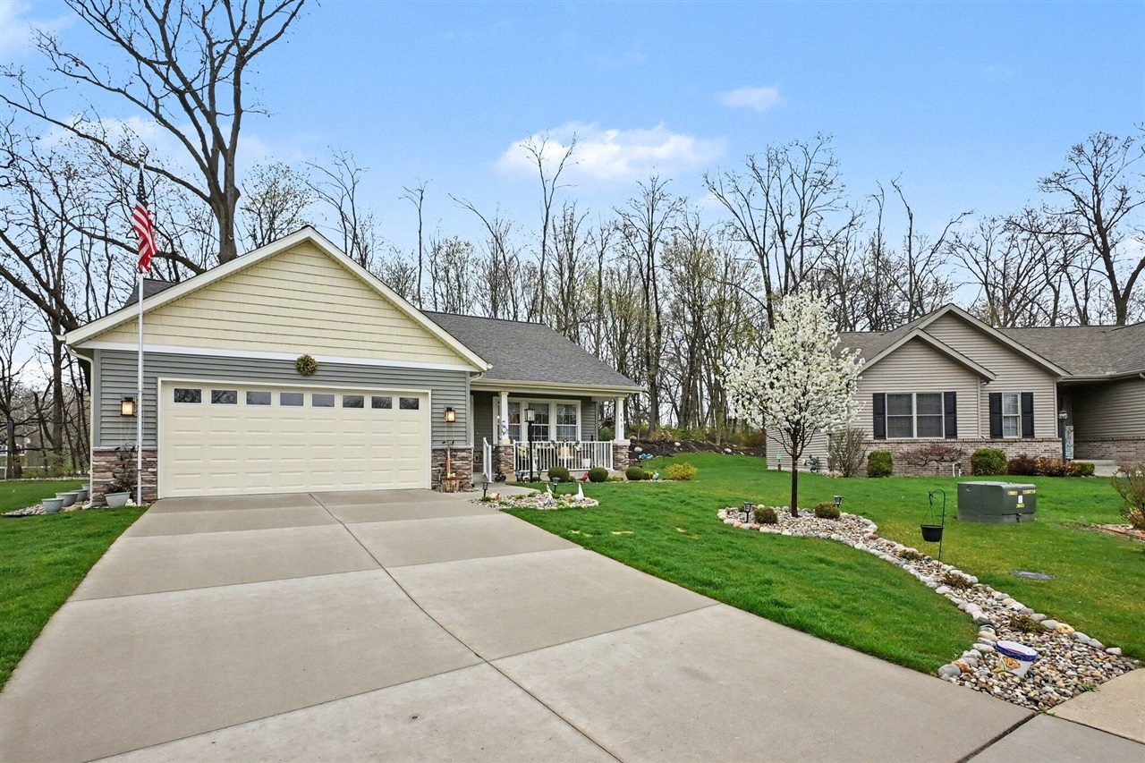 440 Carefree Court — photo