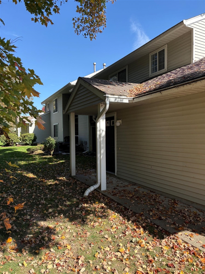 181 Hunters Lane — photo