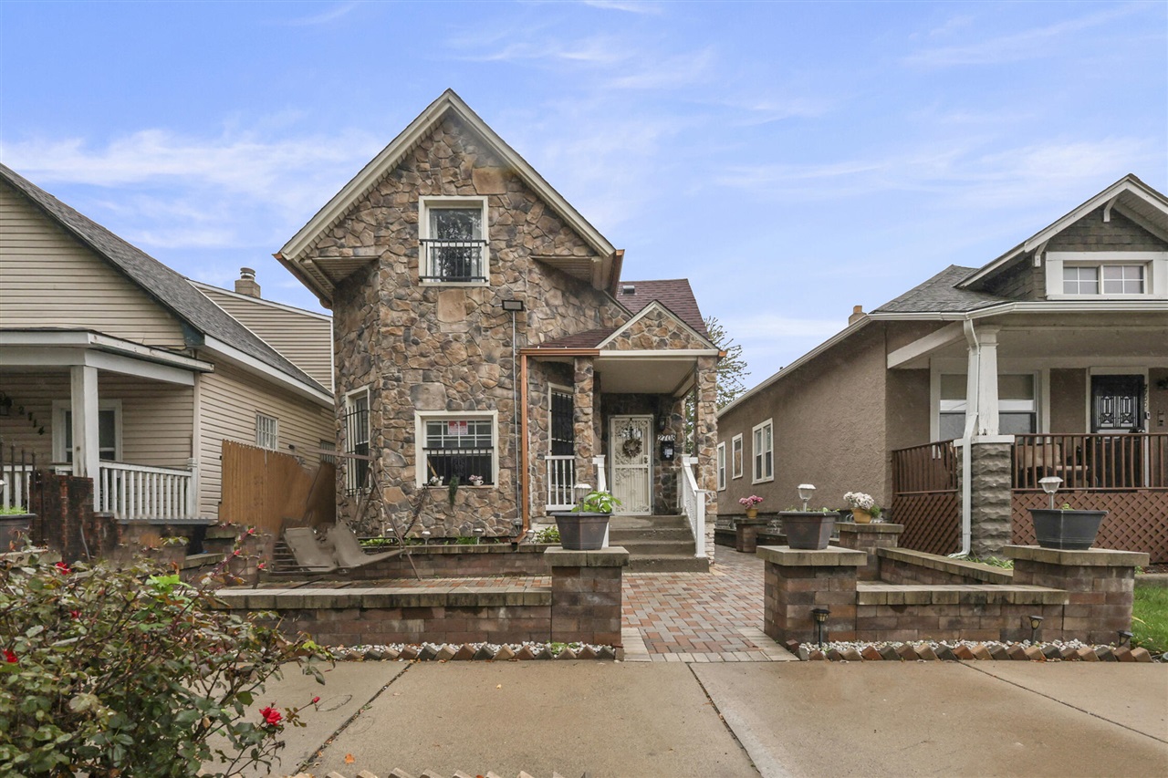 2708 Springwells Street — photo
