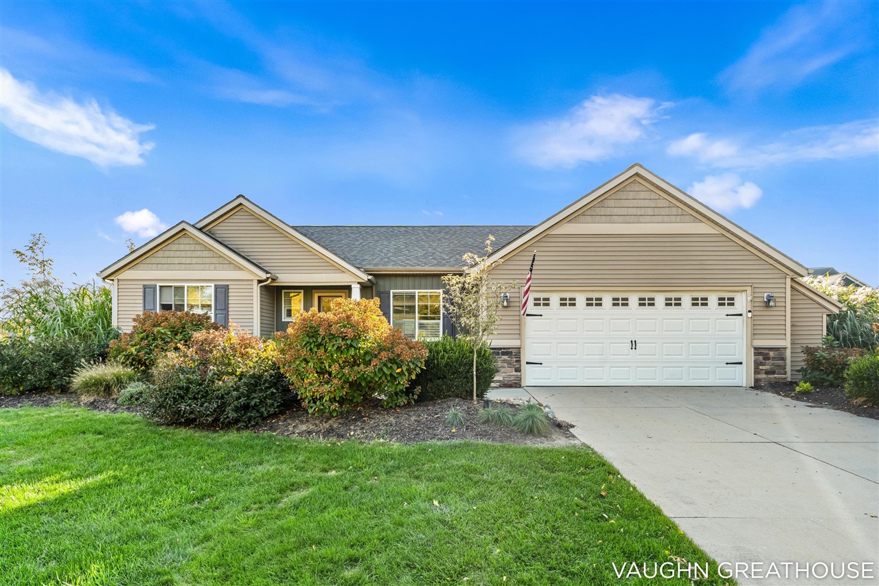 3383 Charlevoix Drive — photo