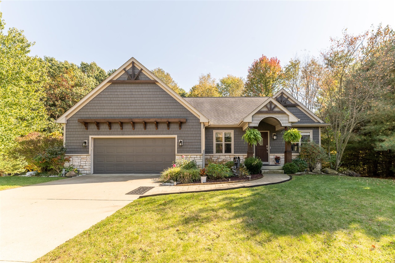 9359 Stratford Woods Trail — photo