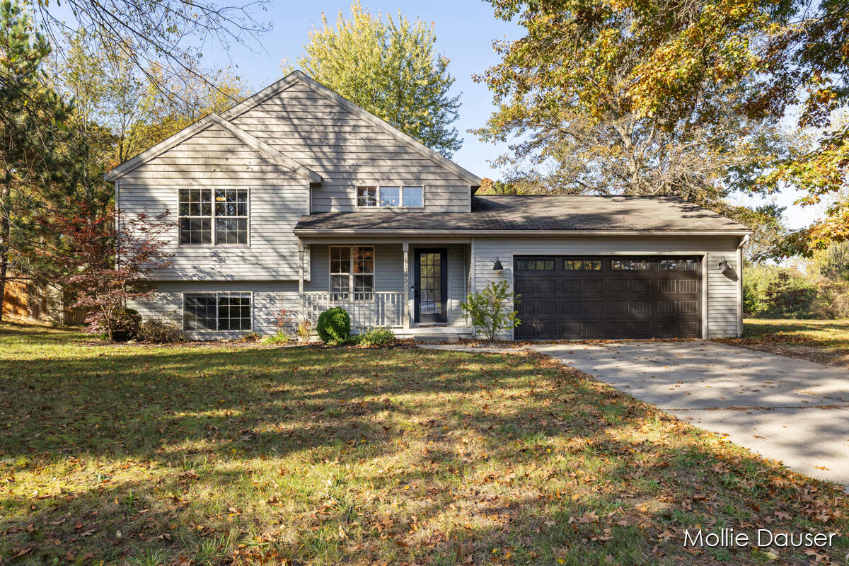 11545 Holmden Court — photo