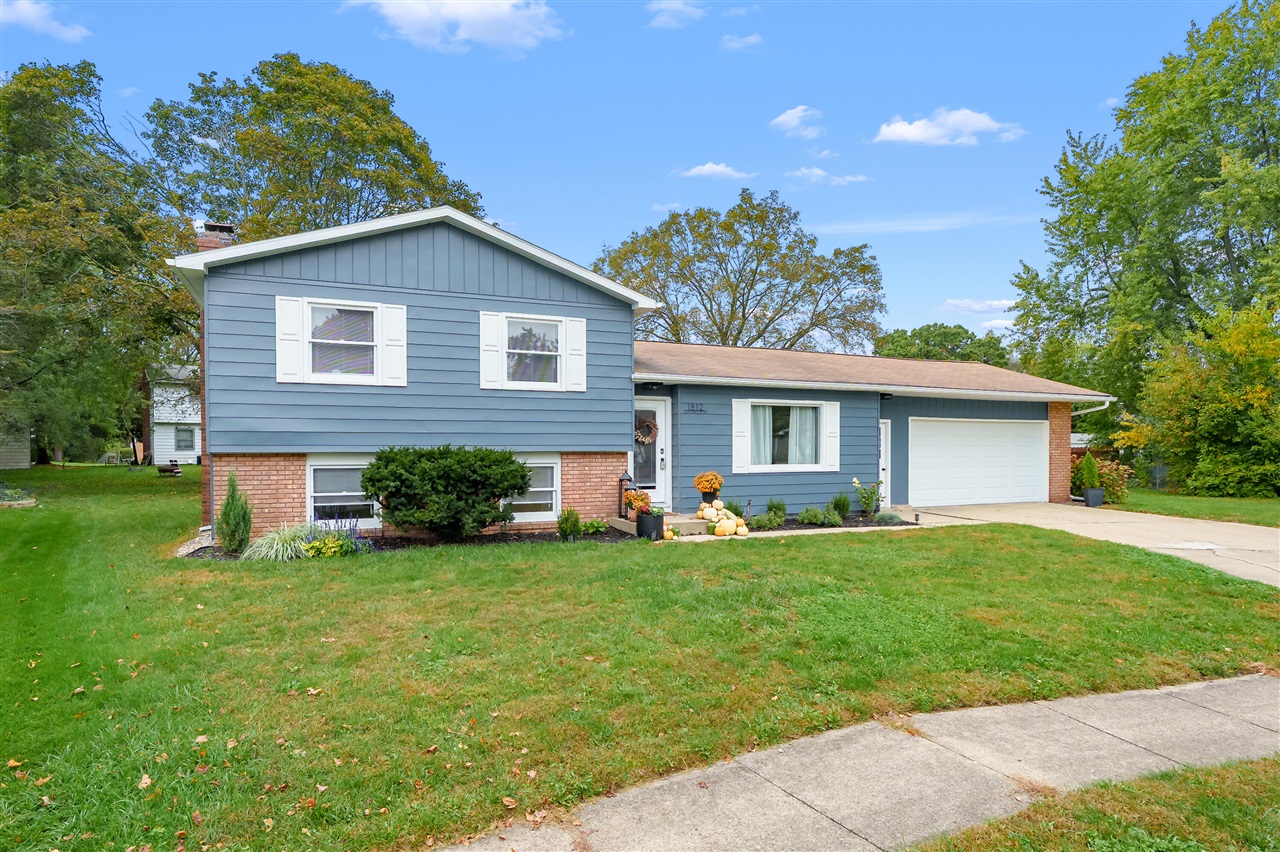 1812 Carlsbrook Lane — photo