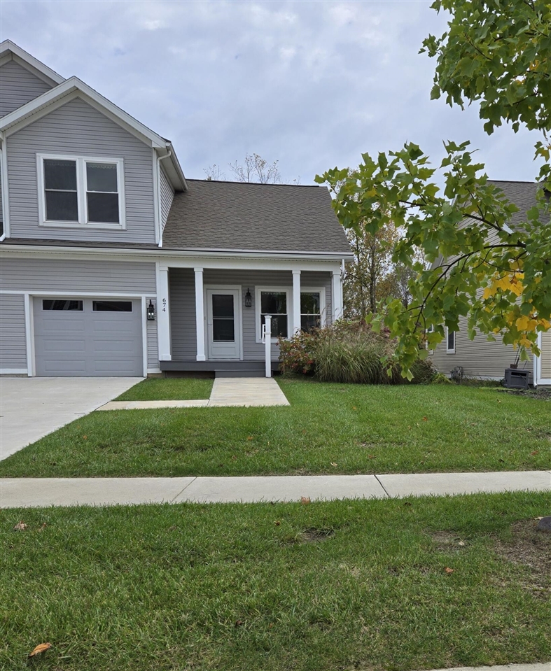 674 Maple Oaks Court — photo
