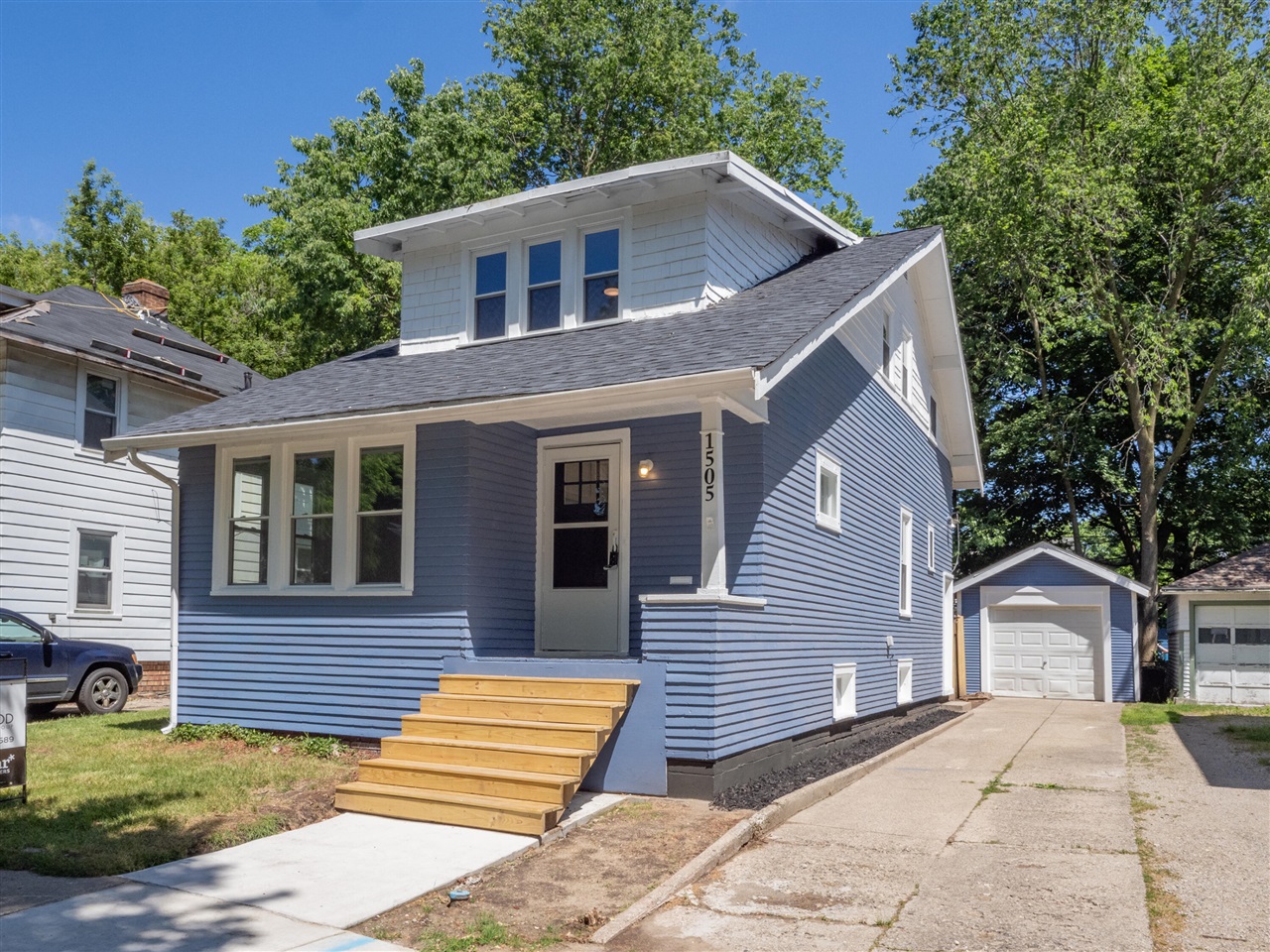 1505 Lay Boulevard — photo