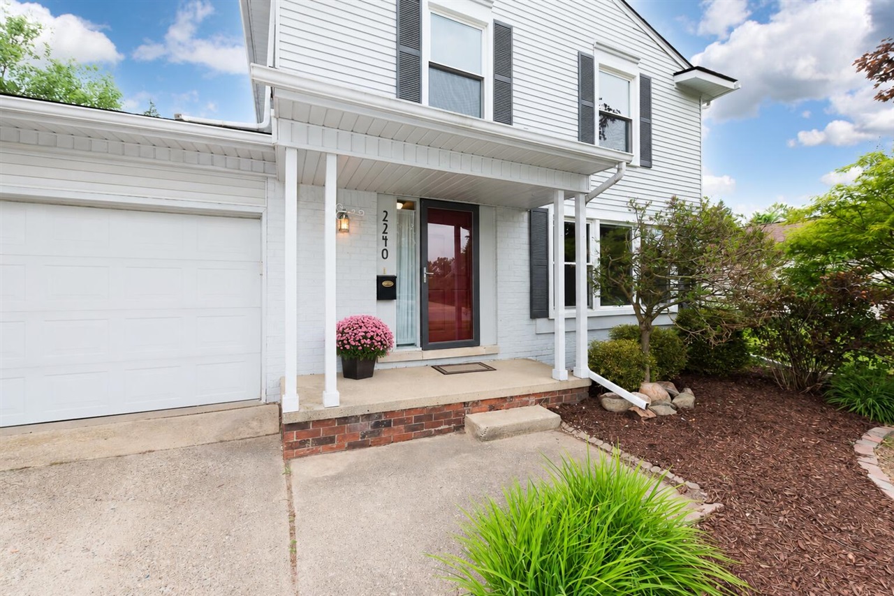 2240 Steeplechase Drive — photo