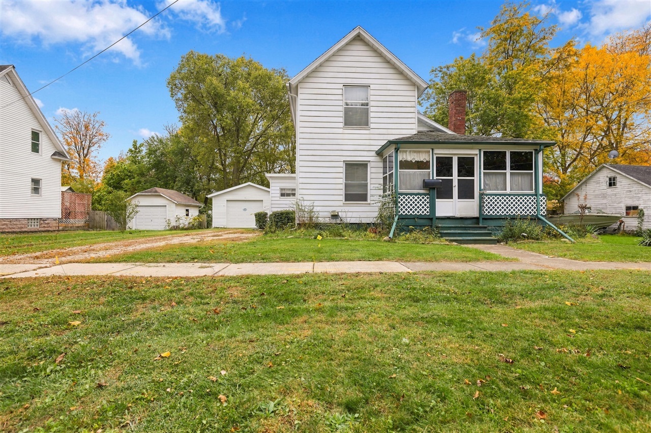 420 E Blair Street — photo