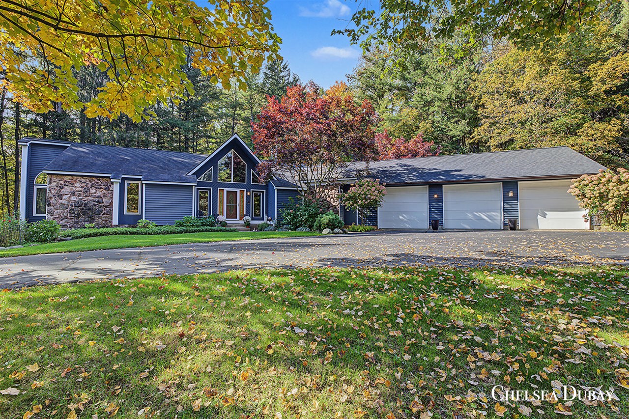 9393 Ravine Ridge Drive — photo
