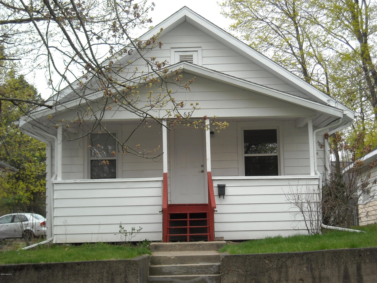 68 Maple Grove Avenue — photo