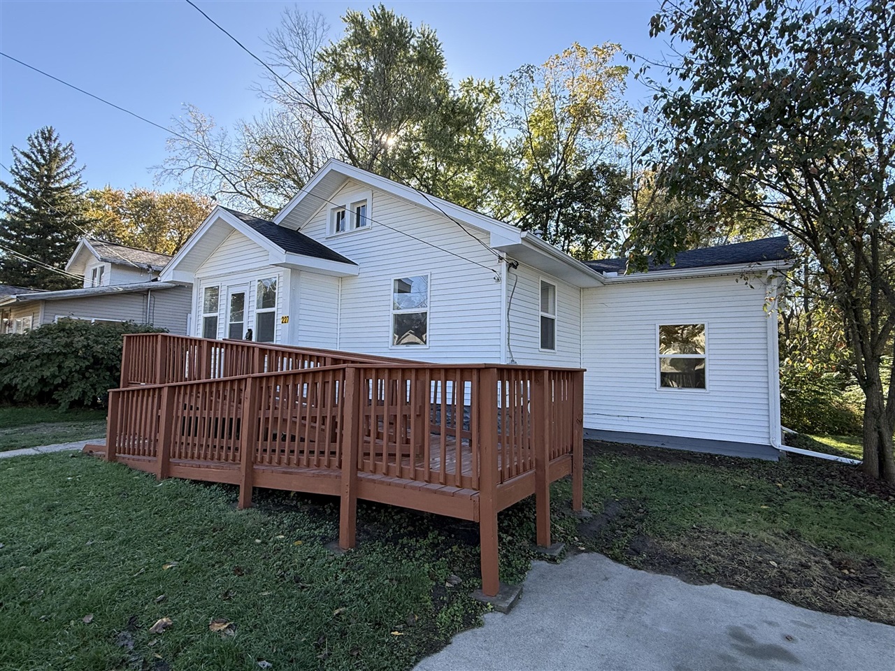 227 E Prospect Street — photo