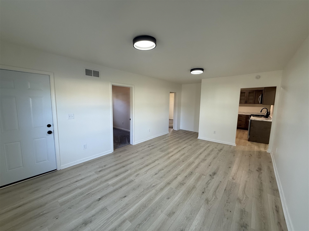 227 E Prospect Street, Jackson, MI 49203 — photo 3