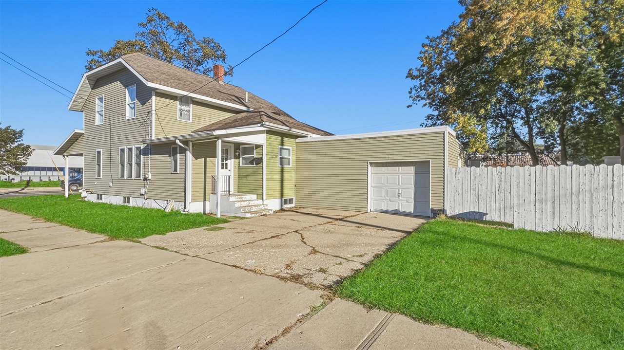 709 S Mitchell Street — photo
