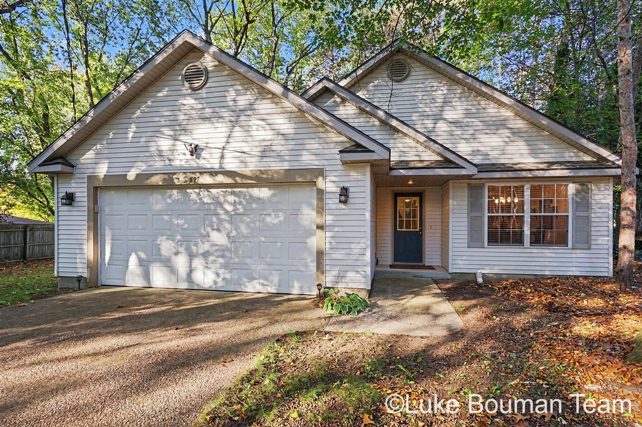 597 Hayes Street — photo