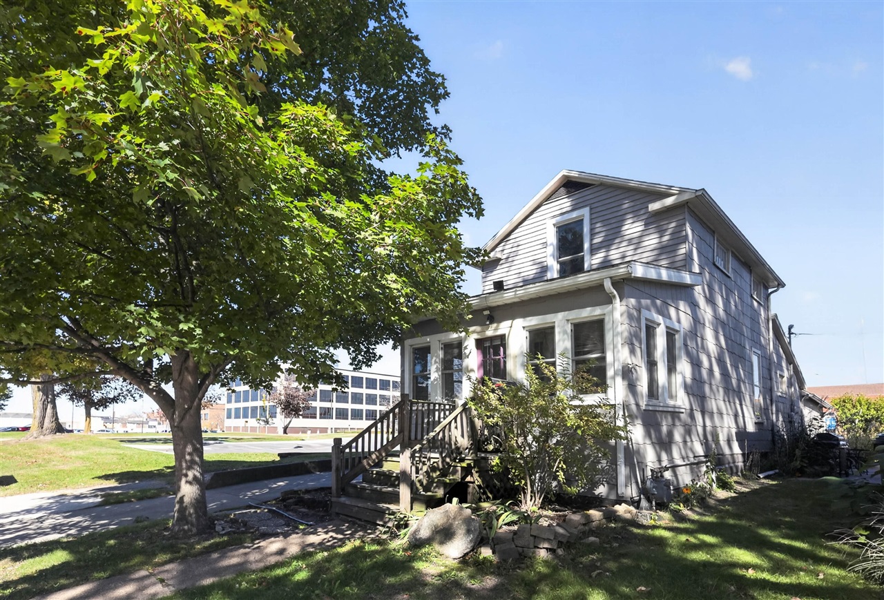 909 Broad Street — photo