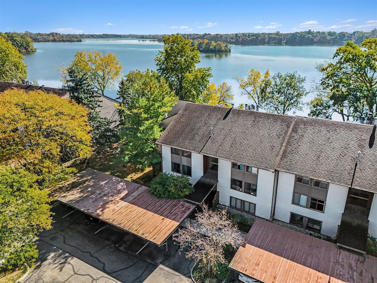 640 Cliffs Drive — photo