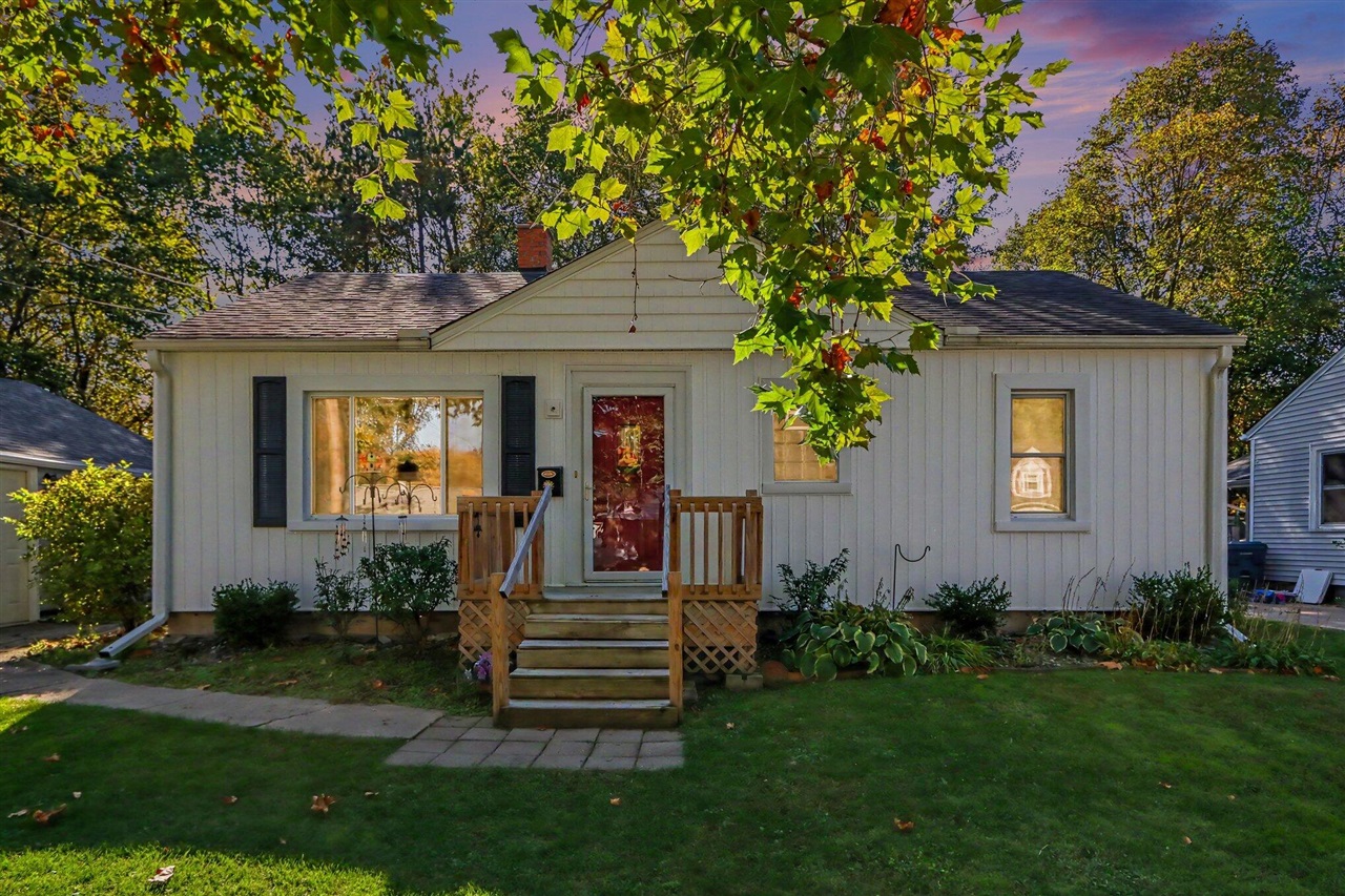 1019 Clover Street — photo