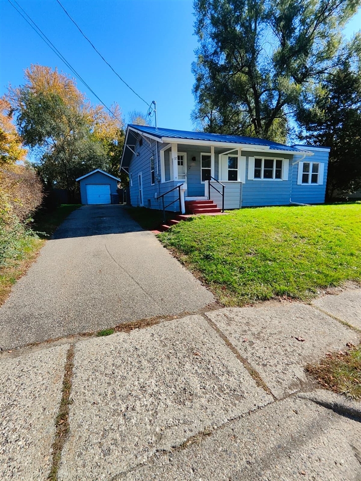 37 S Mason Avenue — photo