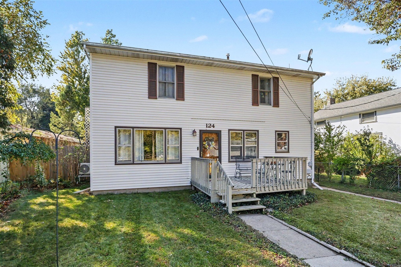 124 S Mayhew Street — photo