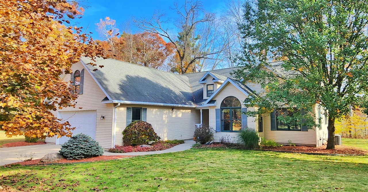 3812 N White River Lane — photo