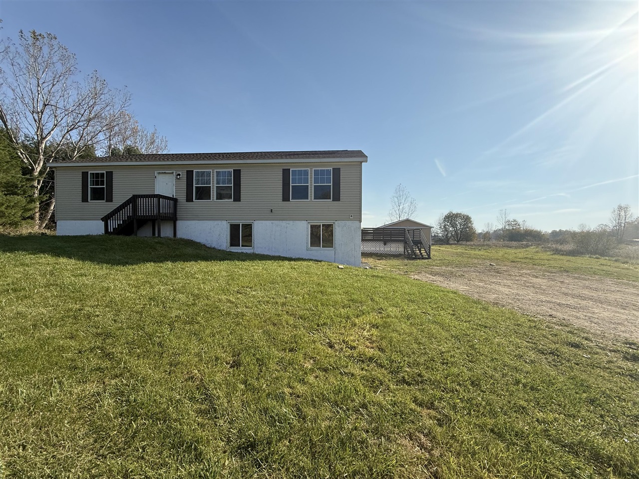 793 S Lacey Lake Road — photo