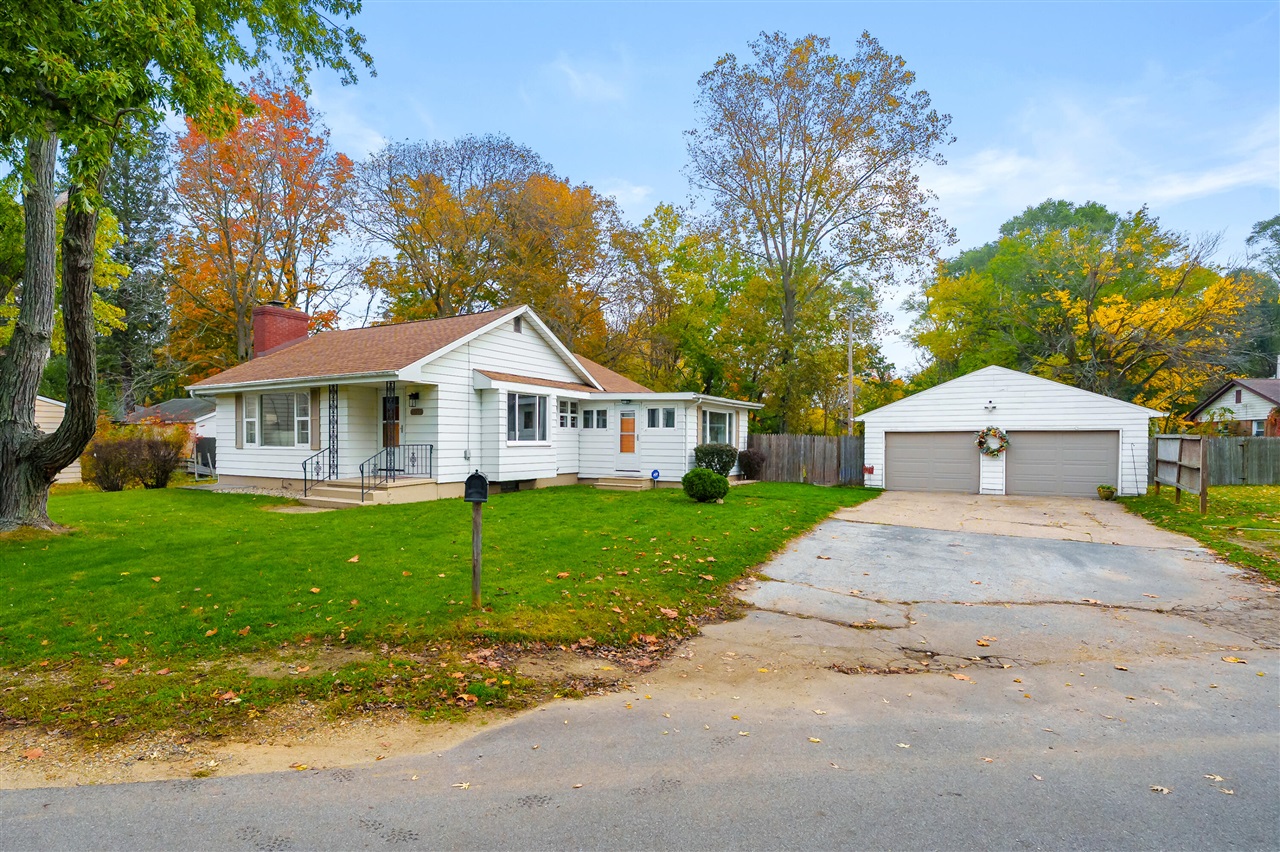 1753 E Ogden Circle — photo
