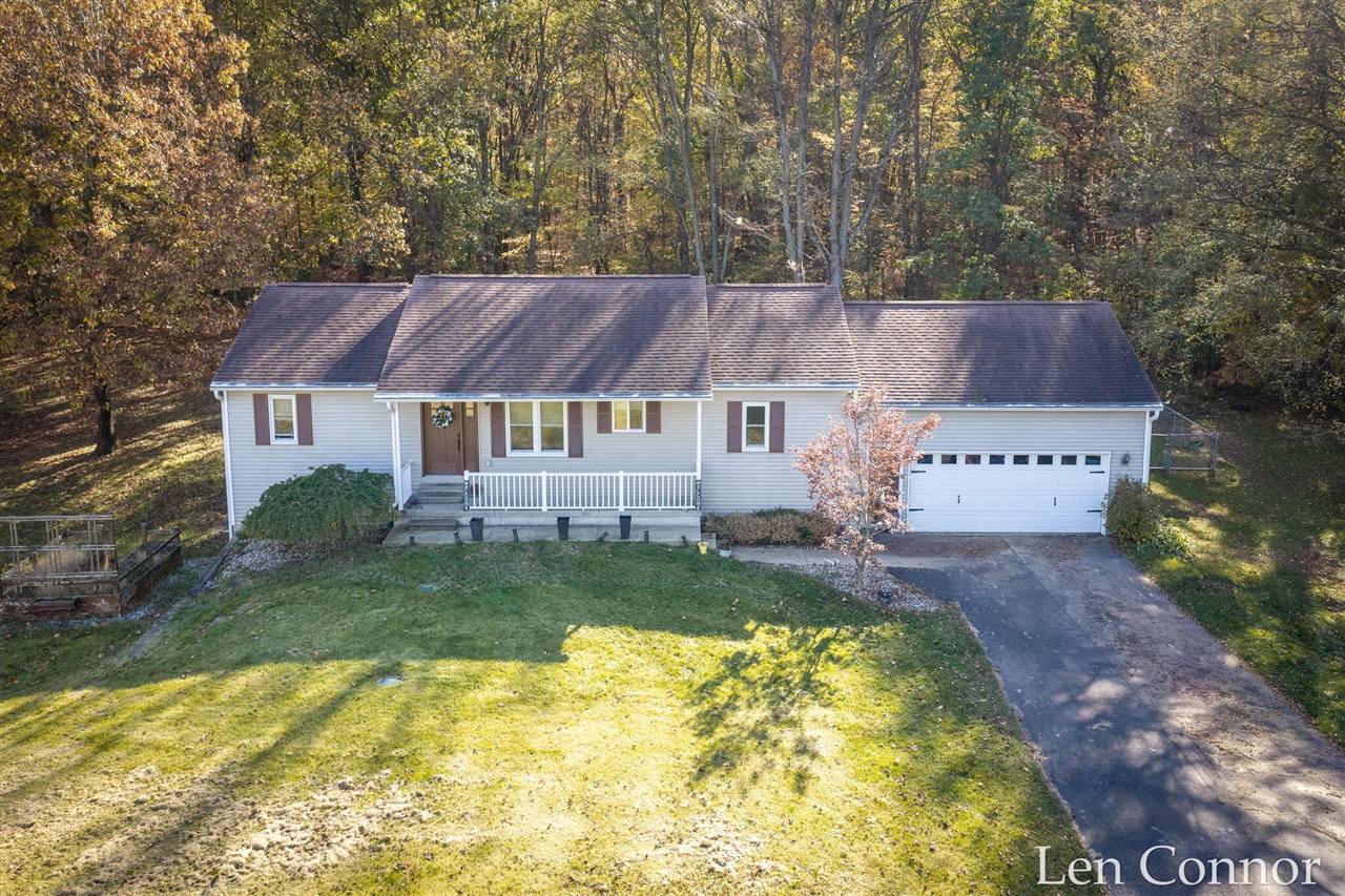 12250 Eyer Drive — photo