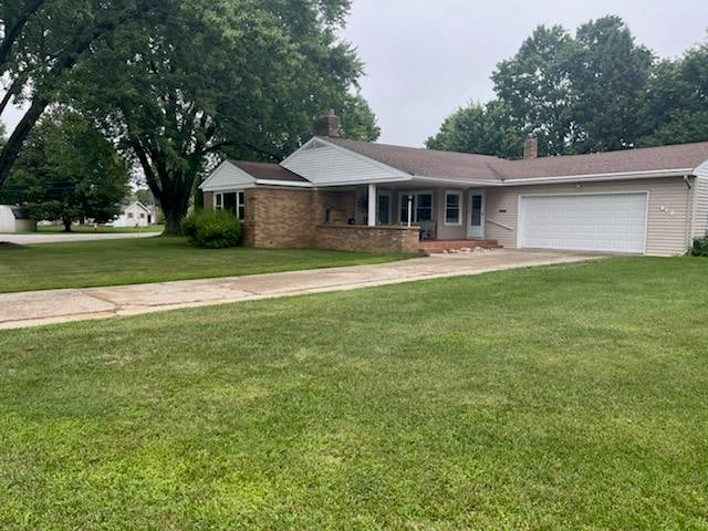 616 Lakeshore Drive — photo