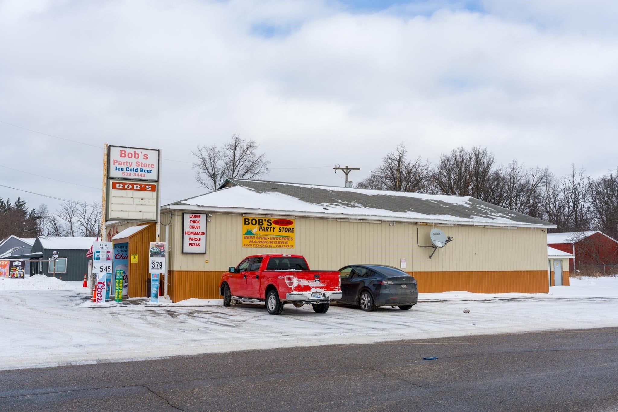 4012 N Clare Avenue — photo