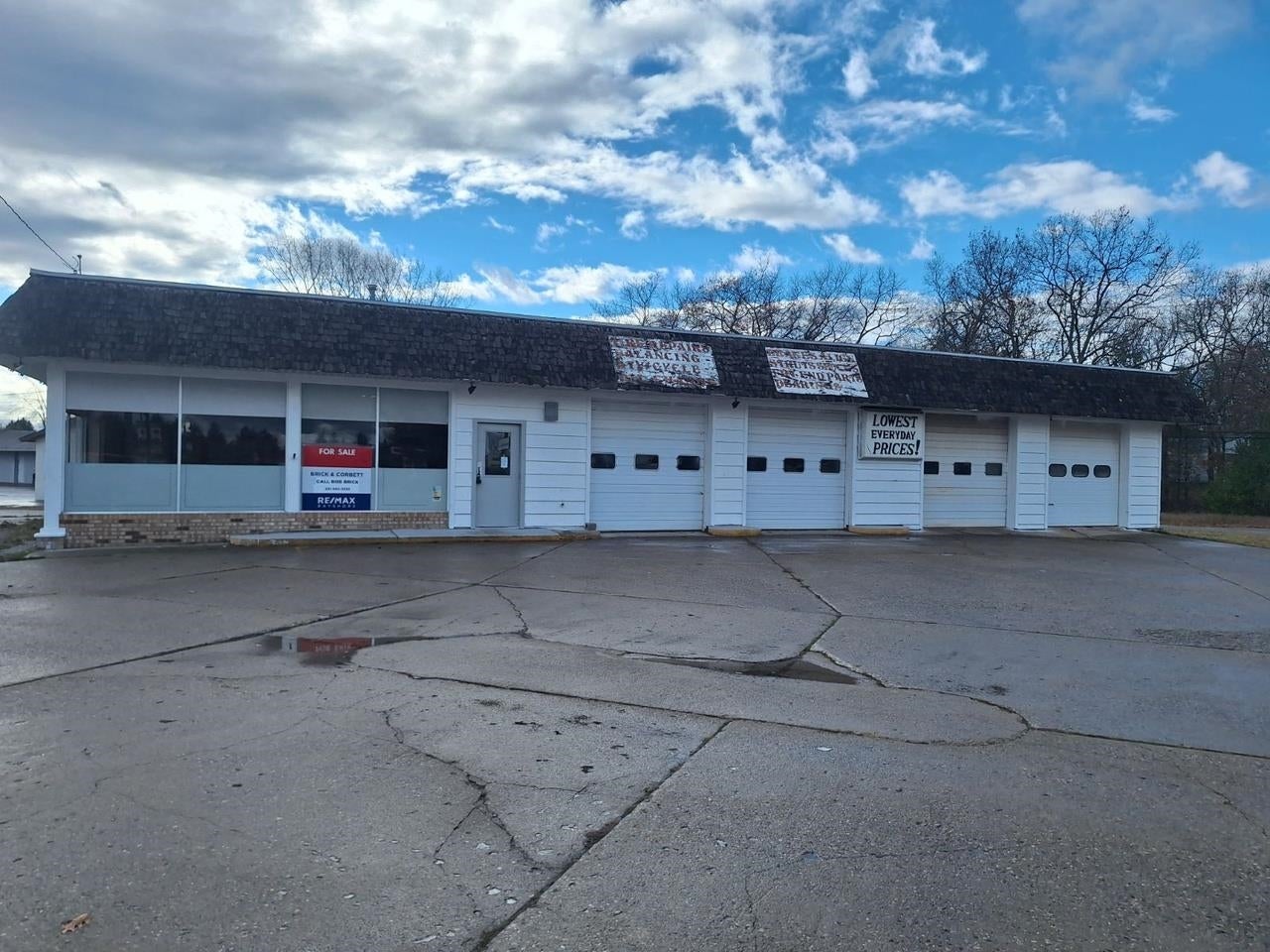 5115 N US-23 — photo