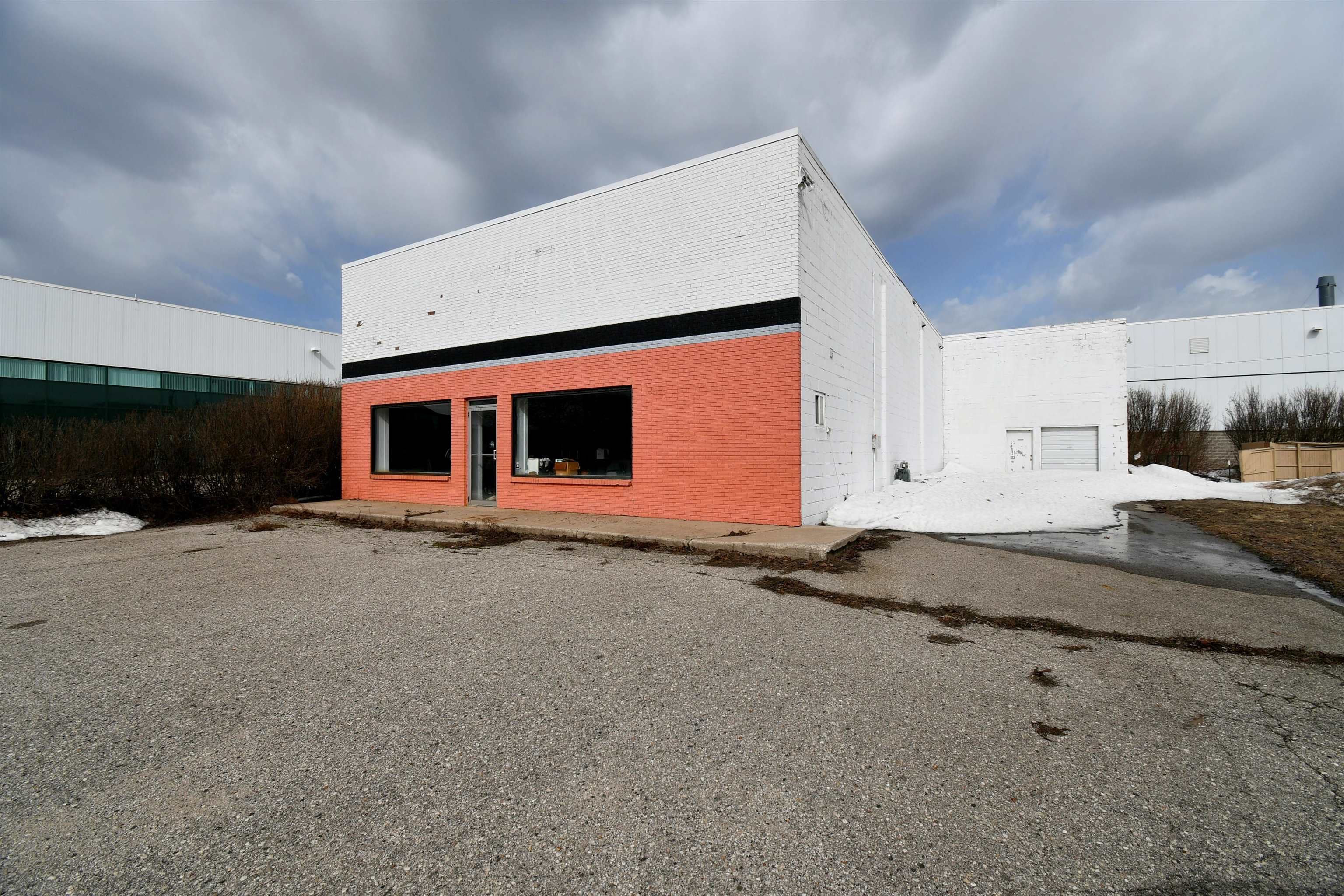 103 Harbor Drive — photo