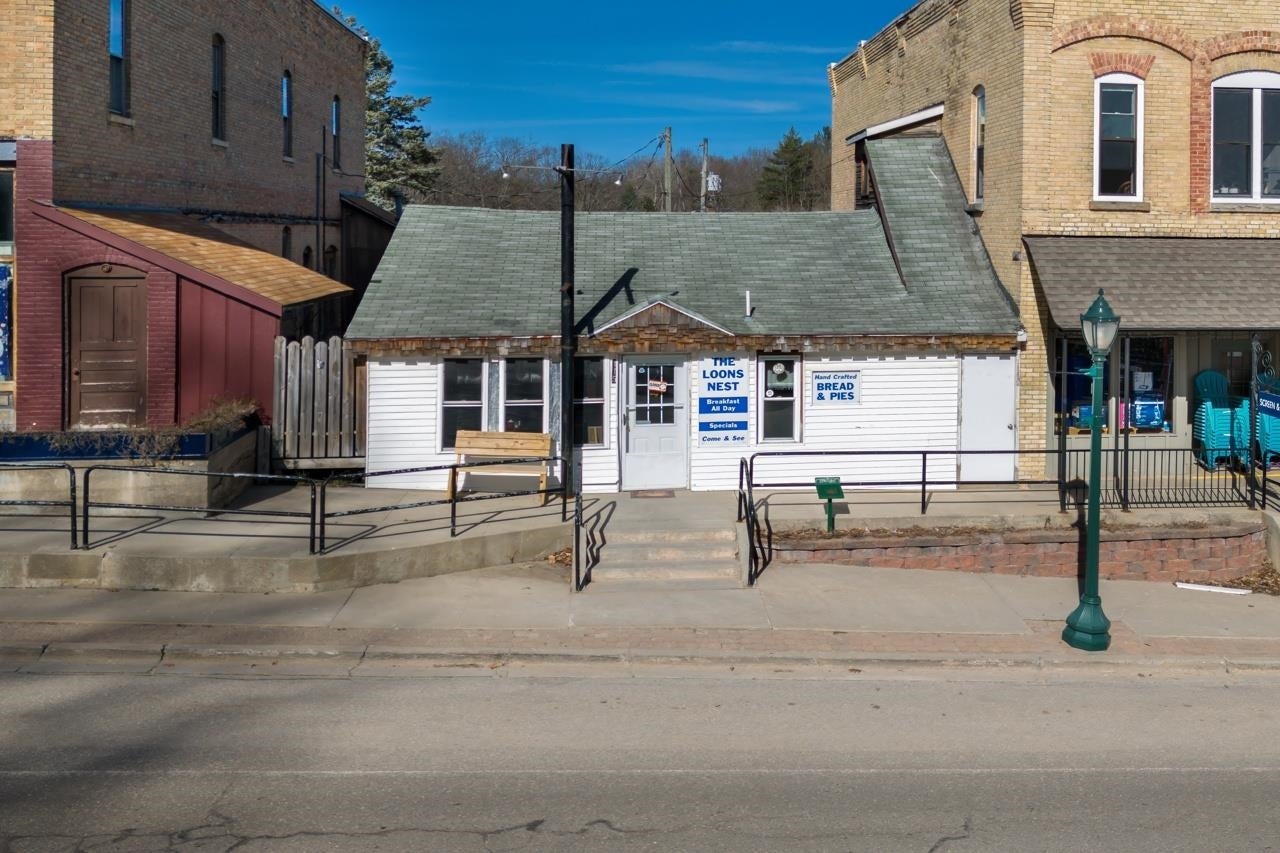 115 E State Street — photo