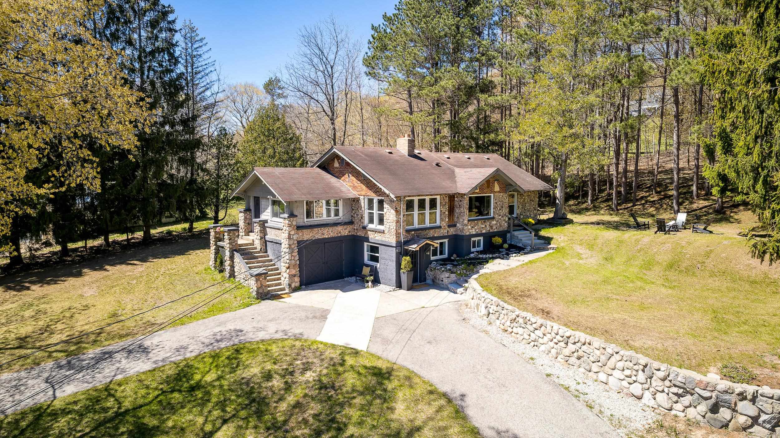 925 Beech Street — photo
