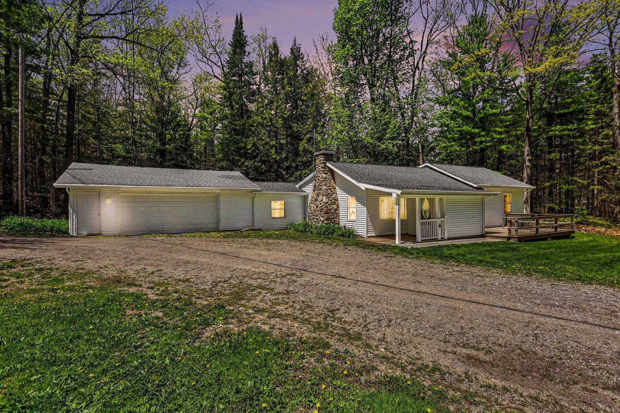 5950 Mark Drive — photo