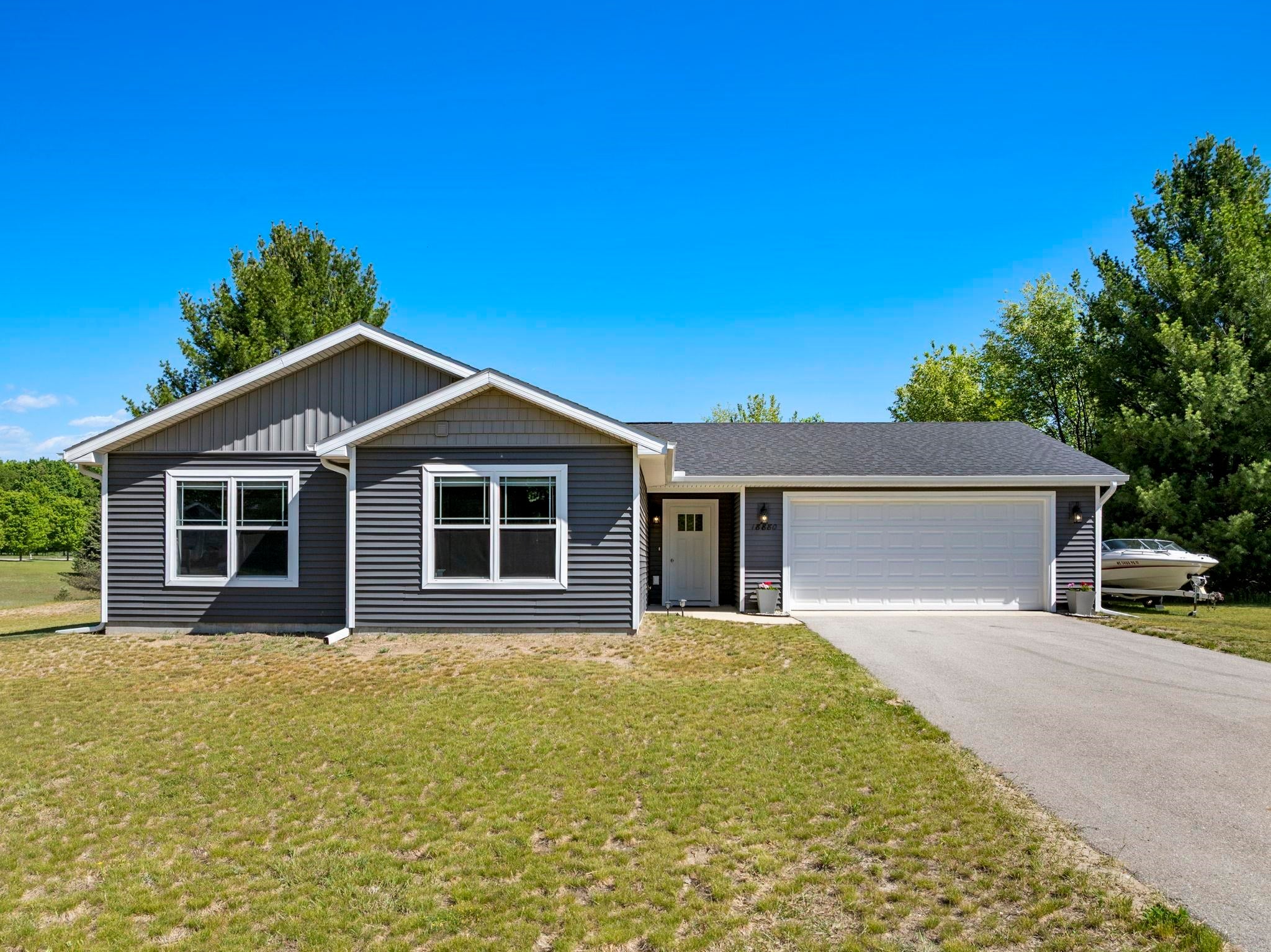 18880 Lance Lane — photo