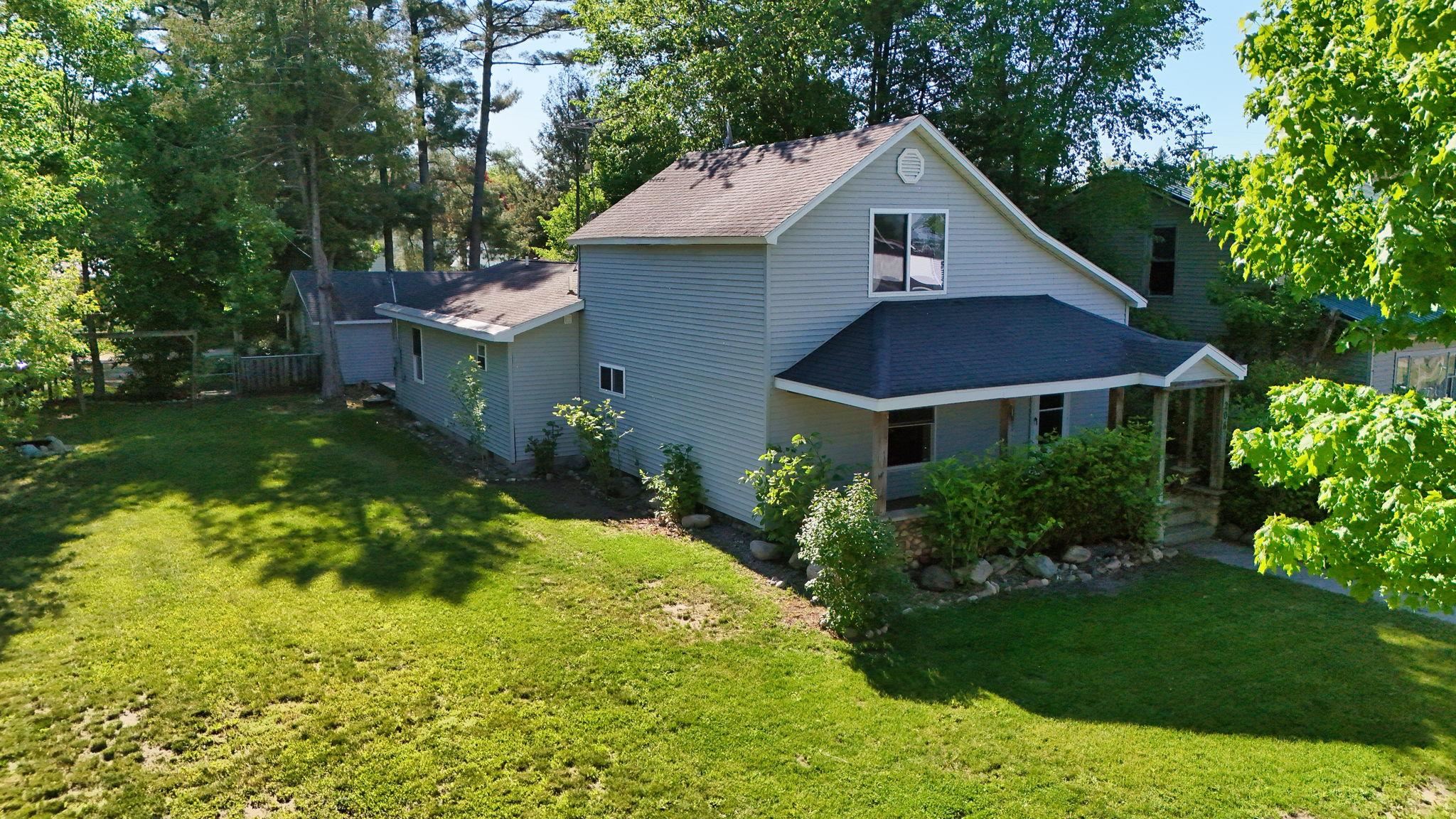 206 N Maple Street — photo