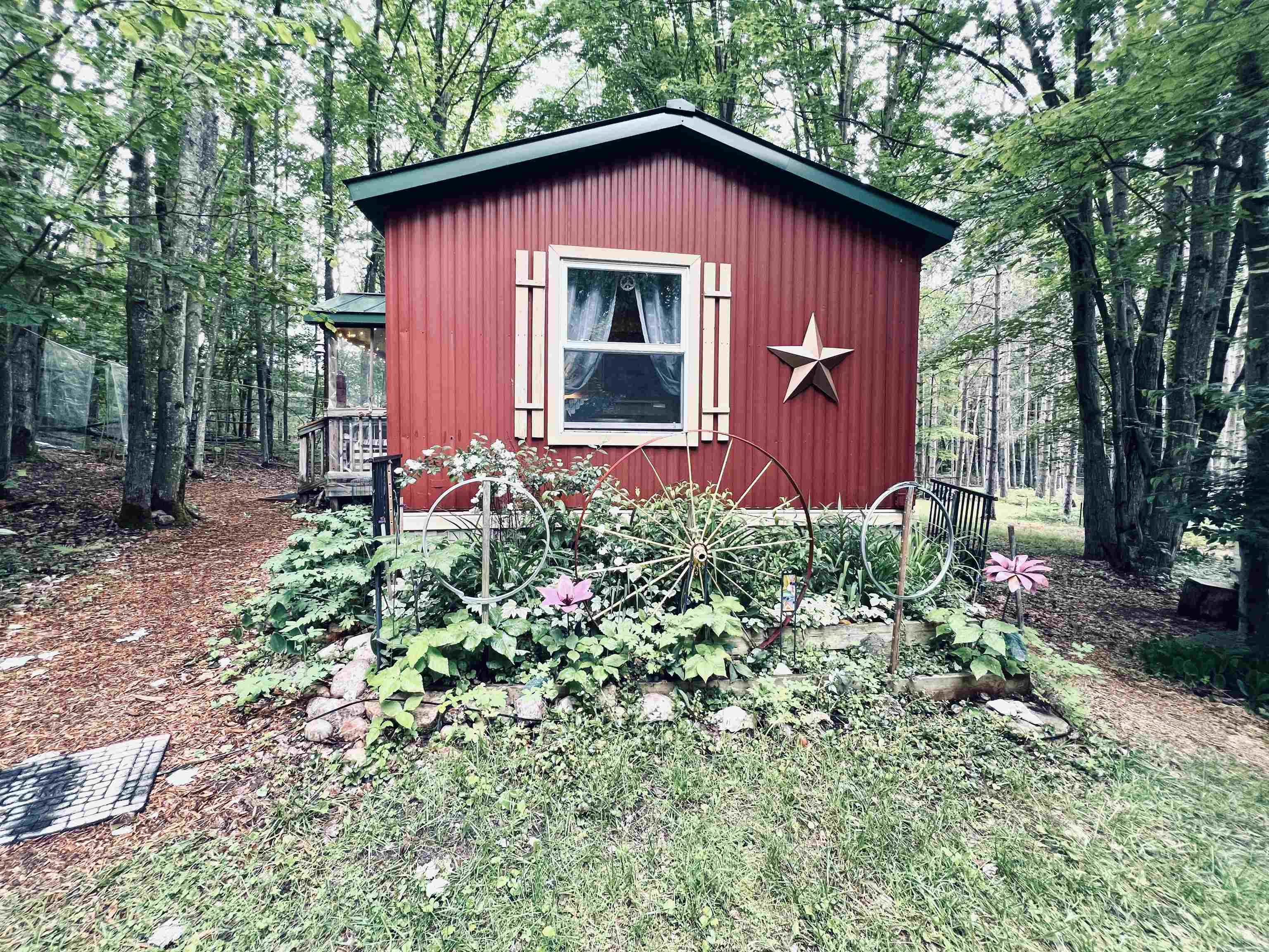 154 Hills Circle — photo